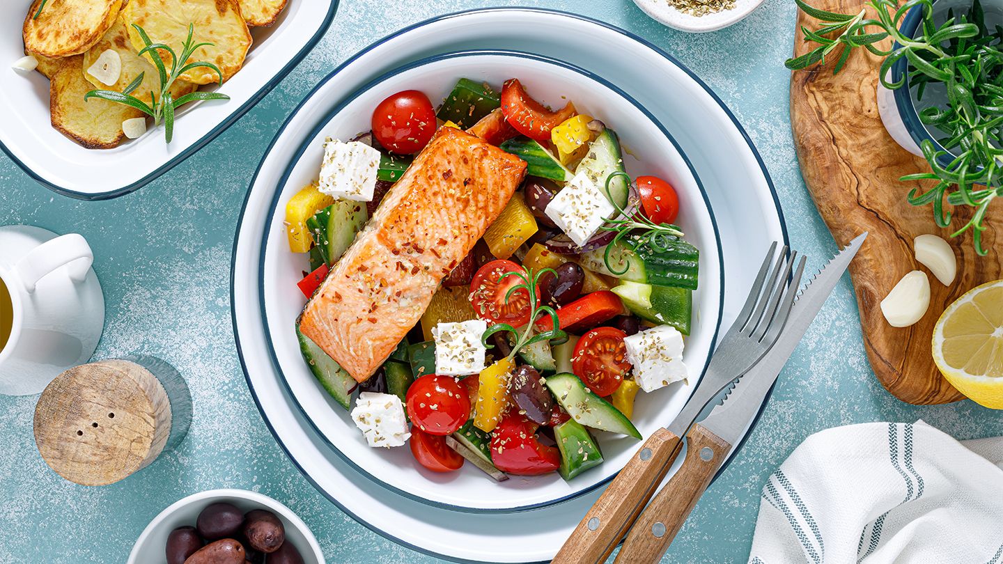 greek salad and fish