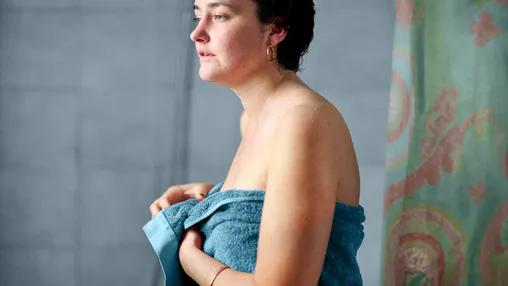 The Right Way to Take a Shower or Bath When You’re Managing Atopic Dermatitis