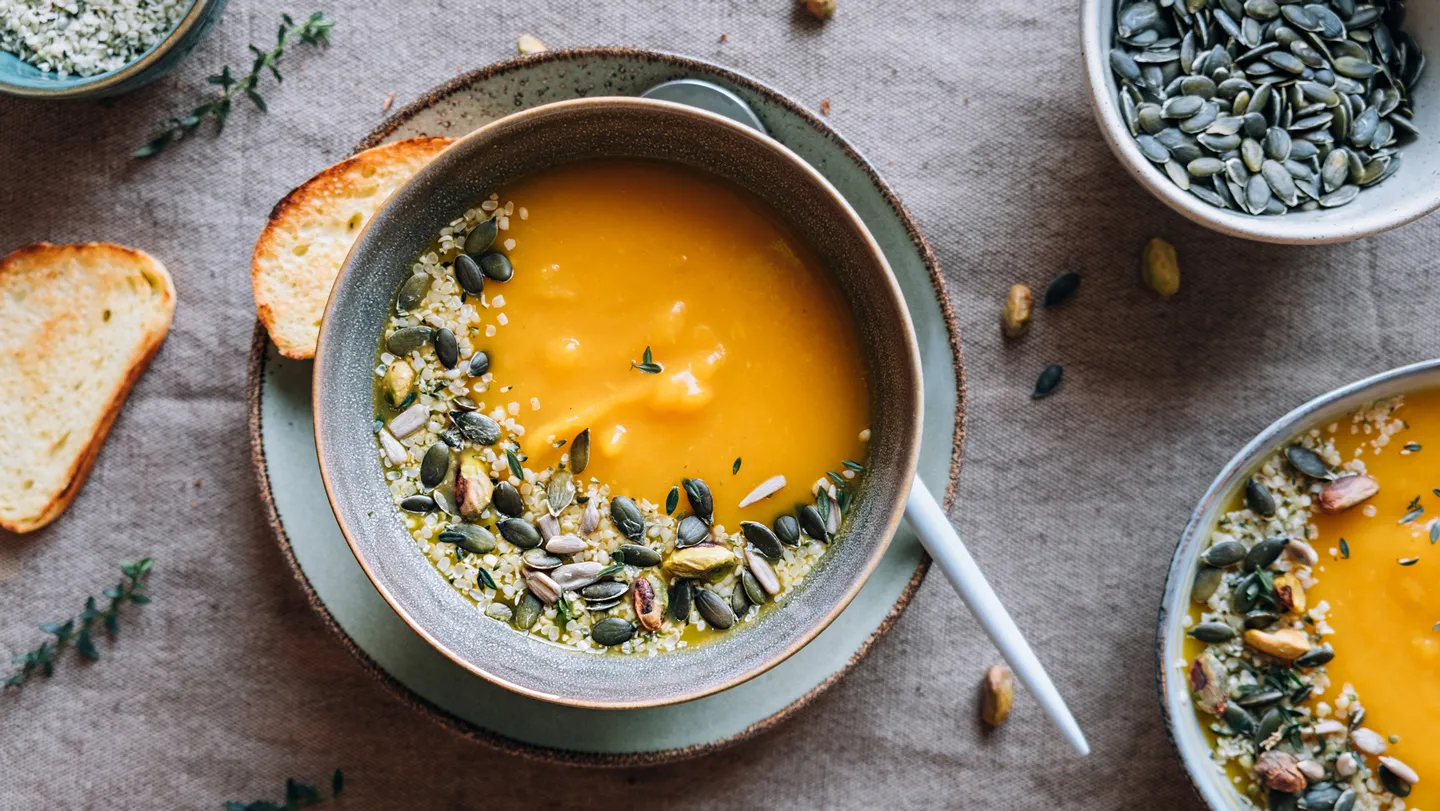 winter squash pumpkin soup pumkin seeds