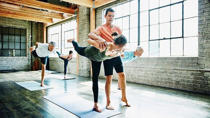 Health-Benefits-of-Yoga-04-RM-722x406