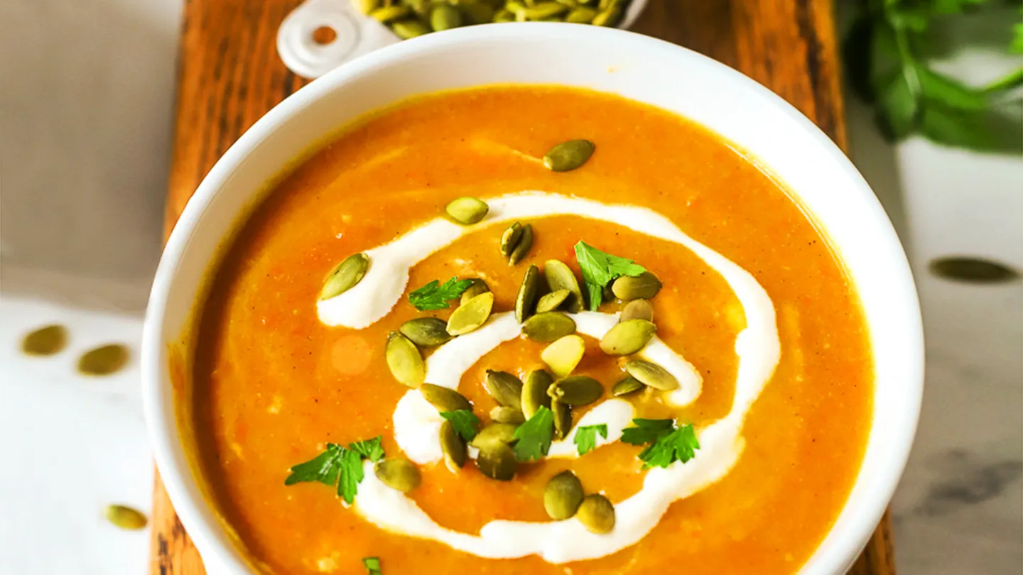 Creamy Carrot and Cauliflower Soup