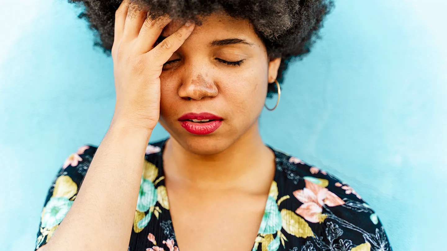 home-remedies-for-headaches-and-migraines-01-alt-1440x810