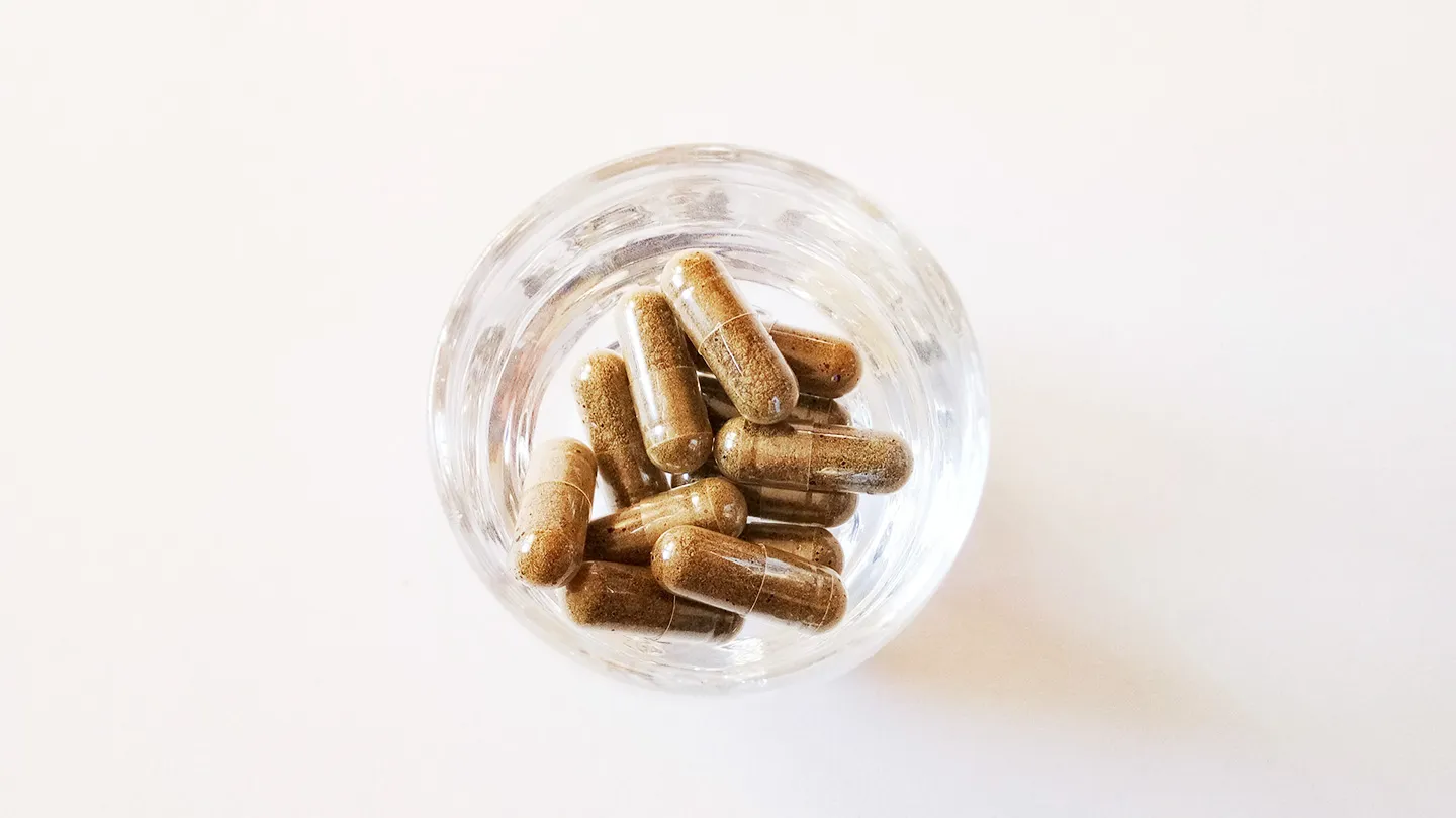 Natural-insomnia-aids-Valerian-Supplements