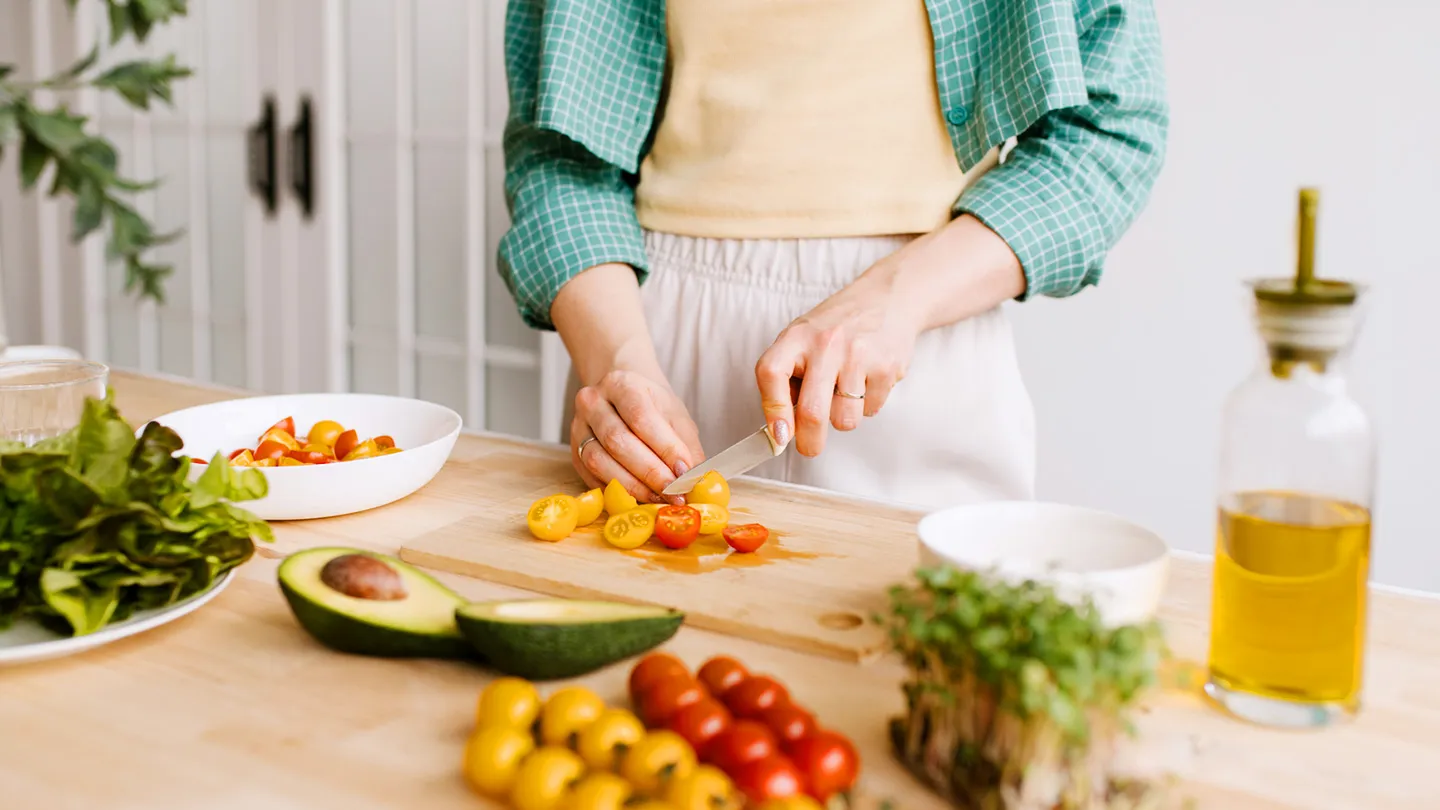 preparing Eating-fresh-Ayurvedic-Diet
