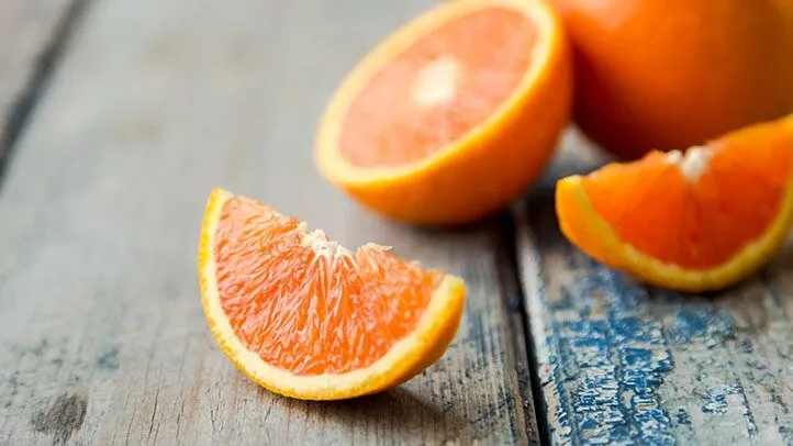 Orange, 100-calorie snack