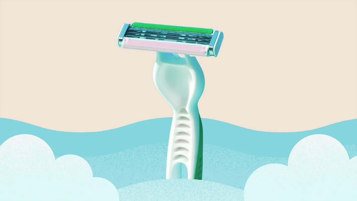 razor with water and exfoliating products