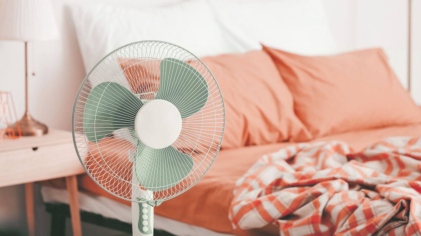 having fan in bedroom to help cool down