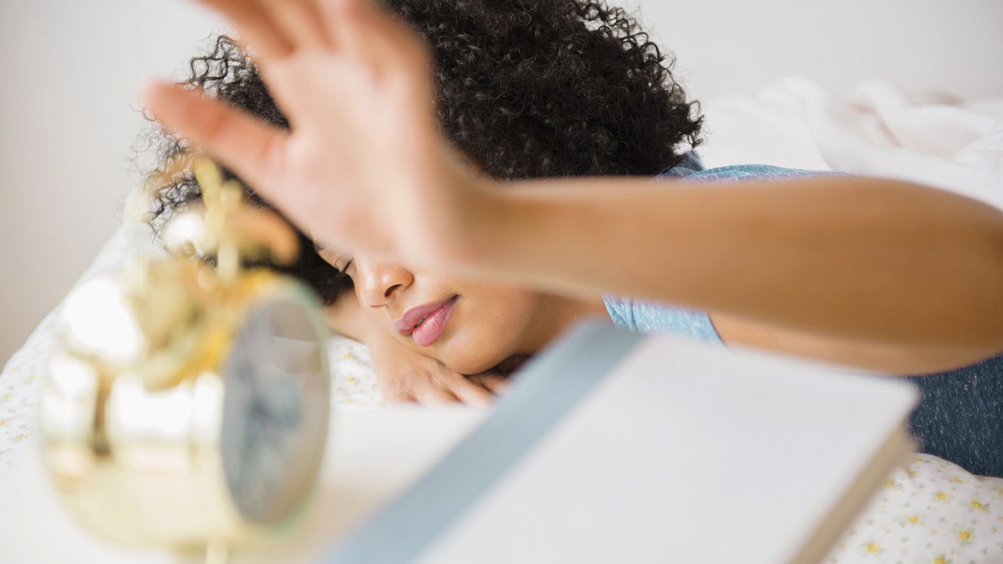 waking up at the same time everyday improves sleep
